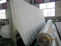 復合土工膜生產(chǎn)設(shè)備